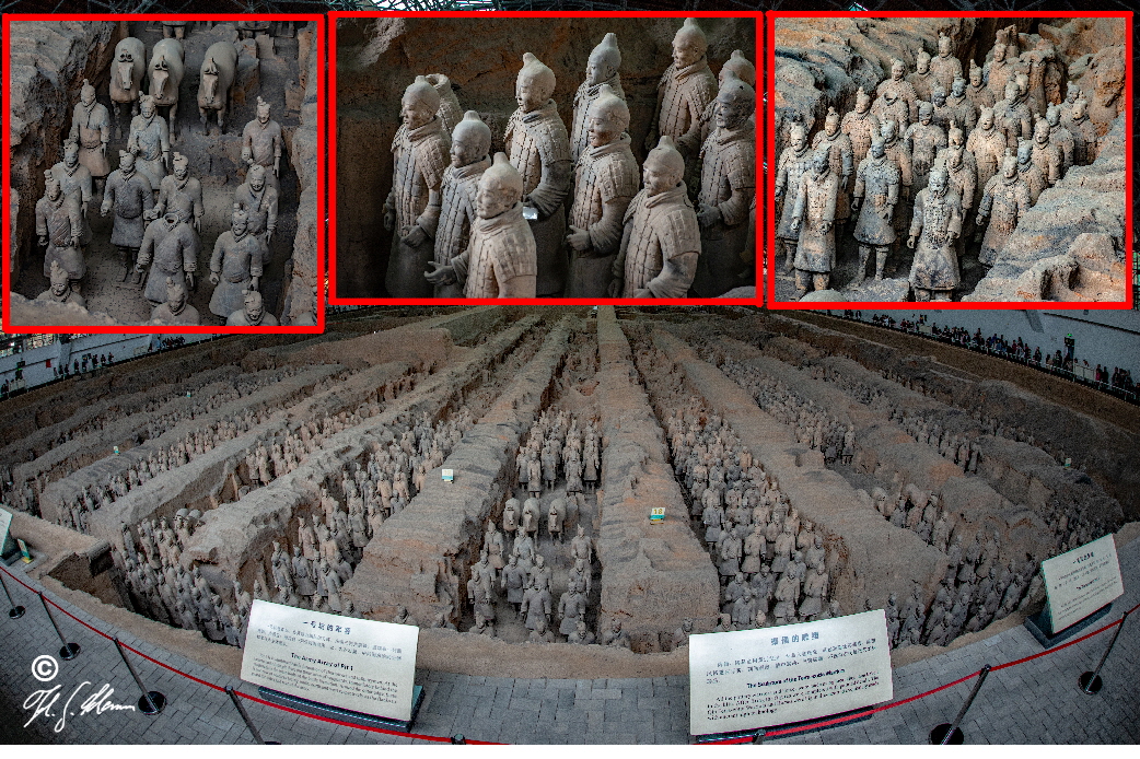 Die Terrakotta-Armee in Grube 1.   Die Tonpferde wurden ebenso wie die Soldaten aus Fragmenten zusammengesetzt.
