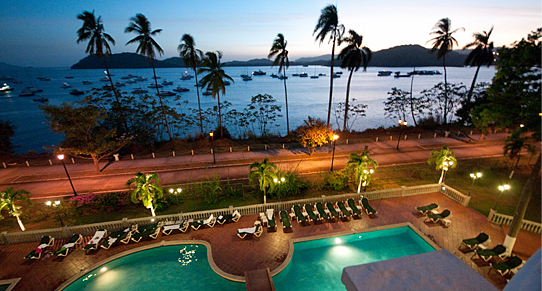 Hotelblick  Country Inn & Suites auf den Panama Kanal